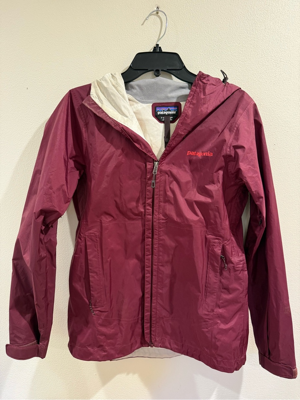 Patagonia Torrentshell rain jacket Small